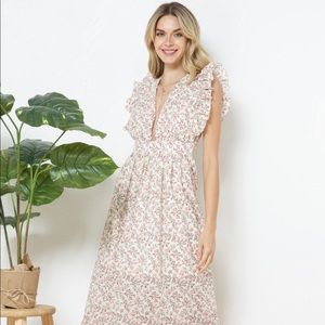 BEAUTIFUL V-Neck Maxi Dress in floral print (NWT)